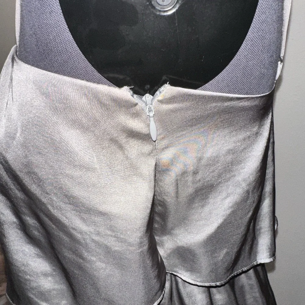 Banana Republic Maxi Dress Gray Elastic waist‎ Tired Ruffle Strap Satin Size 4